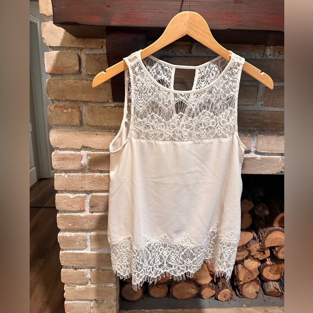 BB Dakota Camisole Top with Lace Trim